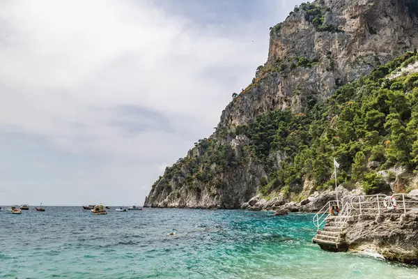 Muhteşem Capri Adası, Alamfi Sahili, Napoli Körfezi, İtalya. Yüksek kalite fotoğraf