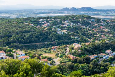 Güzel Begur kasabası, Costa Brava, Calalonia, Girona, İspanya 'nın bir mücevheri. Yüksek kalite fotoğraf