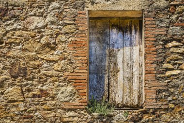Dostlar, İspanya 'nın kuzeyindeki Katalonya' nın Costa Brava bölgesinde bulunan bir ortaçağ şehridir. Yüksek kalite fotoğraf