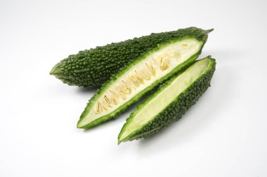  beyaz zemin üzerine Bitter kabak 