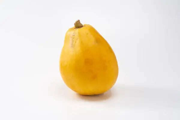 Papaya tropikal bir meyvedir. Düşük asitli, aromalı ve pürüzsüz dokulu tatlı bir meyvedir..