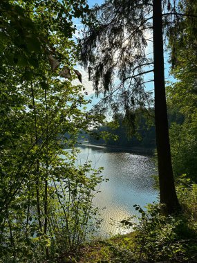 Gölün güzel manzarası