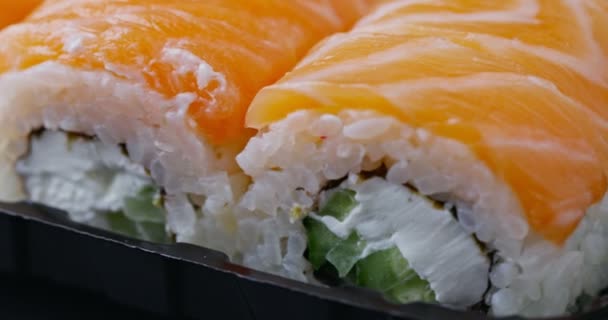 Sushi Rolls Rotating Close Japanese Cuisine Sushi Restaurant Takeaway Fresh — 비디오