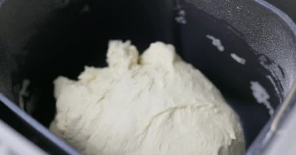 Ciasto Chlebowe Rondlu Maszyny Chleba Zbliżenie Ujęcia Procesu Pieczenia Gotowanie — Wideo stockowe