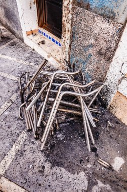 Villajoyosa 'da yanan sandalyeler