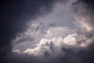 Ruidera 'daki fırtına bulutlarının ayrıntıları