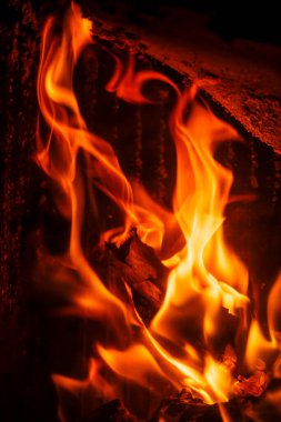 Els Poblets 'te şöminede pareidolia