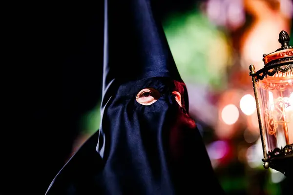 Villajoyosa 'da bir Nasıralı' nın gözlerine yakın çekim