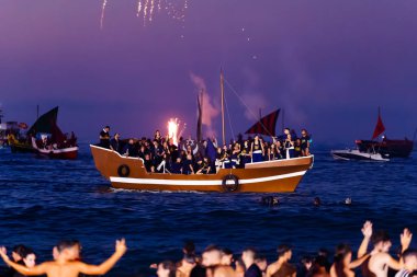 Villajoyosa, Alicante, Espana. 24-07-2024.Moors Villajoyosa 'ya iniyor..