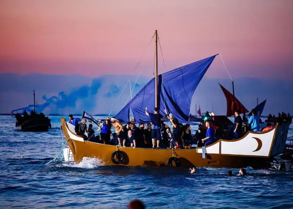 Villajoyosa, Alicante, Espana. 24-07-2024.Moors Villajoyosa 'ya iniyor..