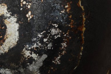 Çizik ve çatlaklarla metal doku