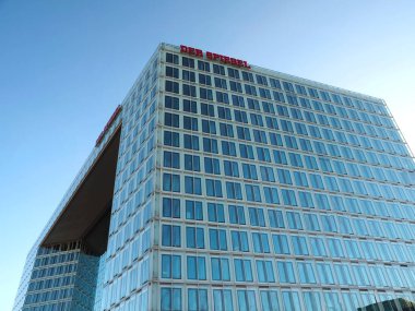 Hamburg 'da Spiegel binası ile Ericusspitze' nin mimarisi