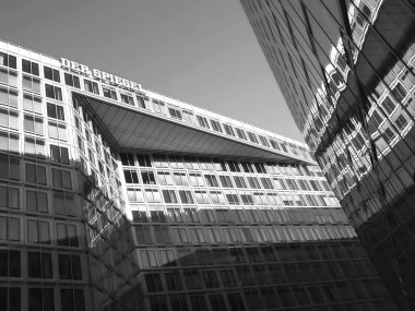 Hamburg 'da Spiegel binası ile Ericusspitze' nin mimarisi