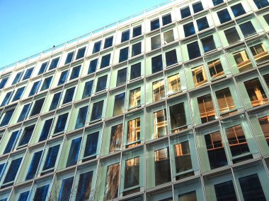 Hamburg 'da Spiegel binası ile Ericusspitze' nin mimarisi