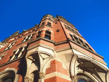 Hamburg 'daki Speicherstadtrathaus güzel bir bina.