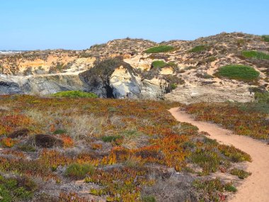 Portekiz 'in güzel doğasında Rota Vicentina adında balıkçıların muhteşem yürüyüşü.
