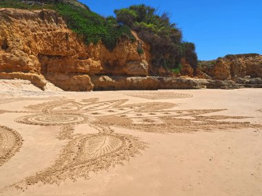 Albufeira Praia 'daki güzel sahil mandala Portekiz' in Algarve sahilindeki Maria Luisa