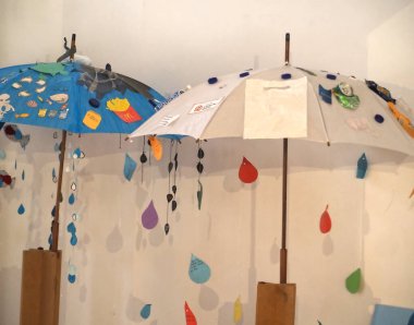 Aguas do Algarve 'nin su ve denizle ilgili Camara belediye veya belediye binasında ilginç bir sergi