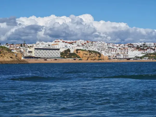 Albufeira kıyısı Algarve Portekiz