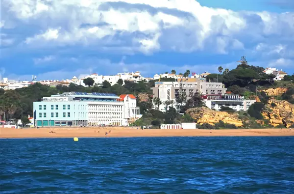 Albufeira kıyısı Algarve Portekiz