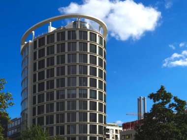 Hamburg Almanya 'da Hafencity' de modern mimari: Coffee Plaza kompleksi