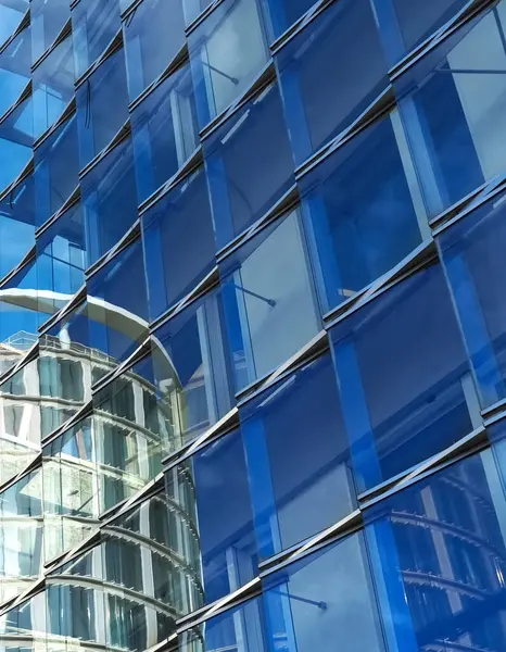 Hamburg Almanya 'da Hafencity' de modern mimari: Coffee Plaza kompleksi