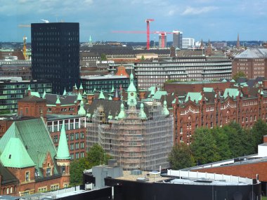 Hamburg Almanya 'sında HafenCity' nin çarpıcı binalarının hava manzarası
