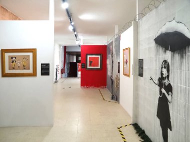Lizbon 'daki Banksy Müzesi' nde veya Museu Banksy 'de.