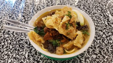 Lezzetli Asya yemeklerinin yakın görüntüsü