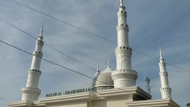 Lhokseumawe Indonesia Febrero 2024 Atmósfera Gran Mezquita Munawwarah Durante Día — Vídeos de Stock