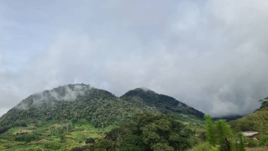 Dağın manzarası, adanın kutsal vadisi, incas eyaletinin kuzeyindeki incas vadisi.