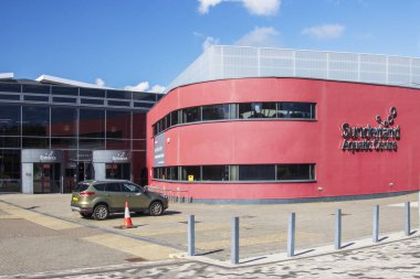 Sunderland, İngiltere - 21 Ağustos 2022: Sunderland Olimpiyatları halka açık yüzme havuzu. Yüksek kalite fotoğraf