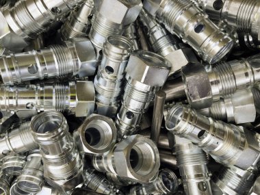 Bir fabrikanın çelik bileşenlerinin manzara manzarası. Yüksek kalite fotoğraf