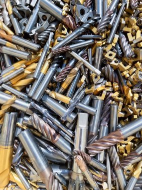 Endüstriyel CNC makinelerinden tungsten matkaplar ve ipuçları. Yüksek kalite fotoğraf