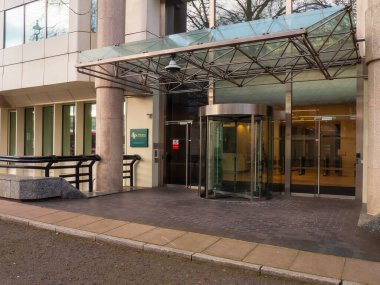 Londra, İngiltere - 30 Aralık 2024: John Lewis Partnership Pimlico London 'un şirket merkezi. Yüksek kalite fotoğraf