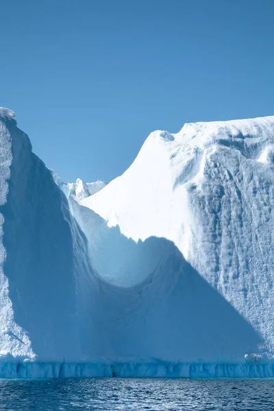 Detailní Záběr Obrovský Ledovec Unášený Poblíž Antarktického Poloostrova Antarktidě — Stock fotografie