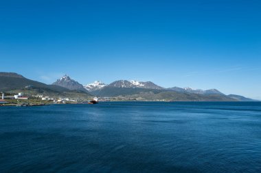 Kargo gemisi Ushuaia Körfezi 'ne demir attı, Tierra del Fuego, Arjantin