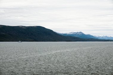 Beagle Channel 'ın panoramik görüntüsü, Tierra del Fuego, Patagonya, Arjantin