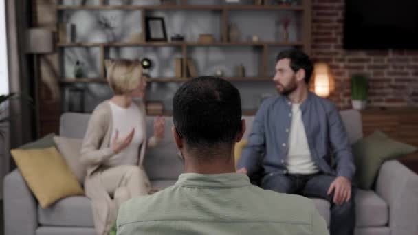 Une Visite Chez Psychologue Famille Pour Couple Marié Médecin Psychologue — Video