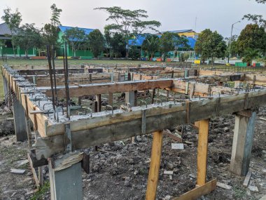 Beton bina iskeleti henüz inşa edilmeye başlandı