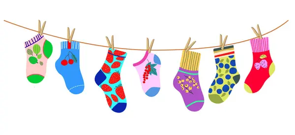 Renkli Mandallarla Ipe Asılmış Çoraplar Pamuk Yün Çorabı Kurula Çamaşır — Stok Vektör