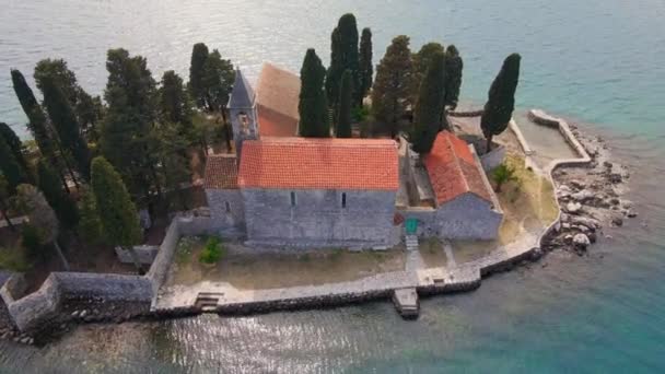 Luftaufnahmen Das Katholische Georgskloster Liegt Auf Einer Kleinen Insel Der — Stockvideo