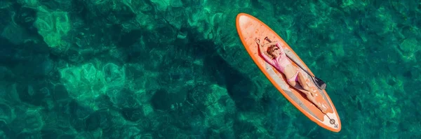 Banner Long Format Young Women Having Fun Stand Paddling Blue — Stock Photo, Image