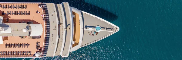 Luxus Utasszállító Kotori Öbölben Covid Járvány Után Visszatérő Utazással Banner — Stock Fotó