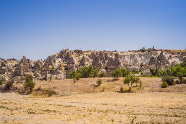 Kapadokya 'daki Aşk Vadisi' nde eşsiz jeolojik oluşumlar, Türkiye 'de popüler seyahat merkezleri.