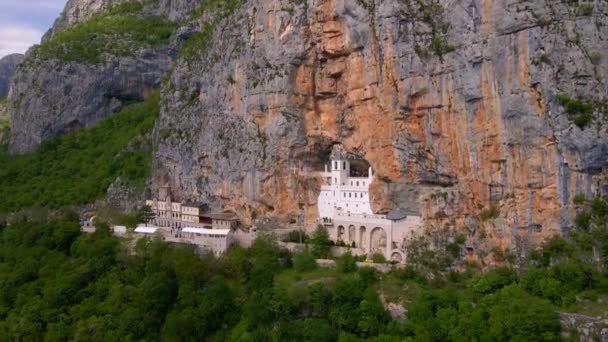몬테네그로 Ostrog Monastery Monasterio Ostrog 정교회의 중심지이다 — 비디오