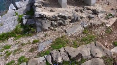 Grlo Sokolovo kanyonundaki bir manzara Karadağ 'da ünlü bir manzara. Balkanlar 'a Seyahat kavramı.