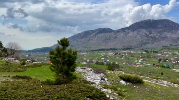 Vista Sulla Valle Con Villaggio Korita Esso Bellissimo Paesaggio Montenegro — Video Stock