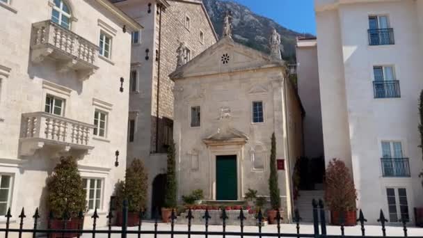 Walking Charming Coastal Town Perast Montenegro Strolling Its Cobblestone Streets — Vídeos de Stock