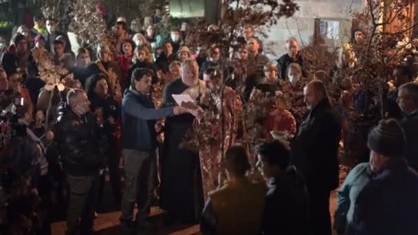 2022 Budva Monetengro Group Christians Celebrate Badni Dan Standing Square — Αρχείο Βίντεο